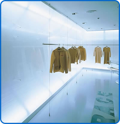 アパレルショップ様向けおしゃれなディスプレイ店舗什器