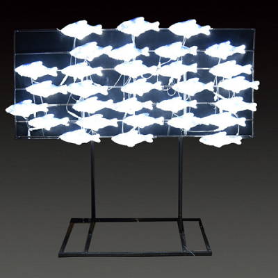 LED�N���X�^���O���[ ���Q