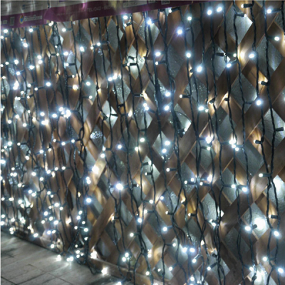 LED�J�[�e�����C�g? �z���C�g