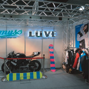 300�p�N�����v���A���~�g���X L1200