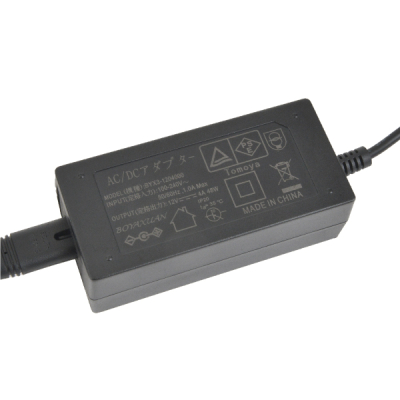 �C�[�W�[���C�g�A�A�N�������C�g���p�A�_�v�^�[ 4A AC�A�_�v�^�[�t 